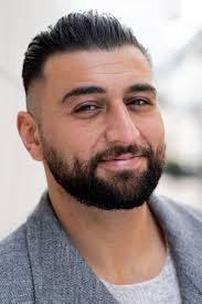 Reparto de Pommes Essen (película 2012). Dirigida por Tina von Traben