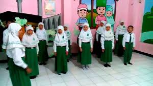 Beli seragam madrasah online berkualitas dengan harga murah terbaru 2021 di tokopedia! Mars Hymne Madrasah Ibtidaiyah Chords Chordify
