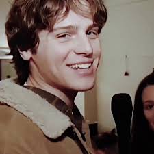 this ruined a lot of ppl's lives in 2009 😔 #achele #glee #diannaagron...