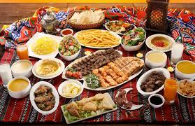 عالم مصري يقدم نصائح للمواطنين حول بعض المأكولات والمشروبات في رمضان -  بوابة الأهرام