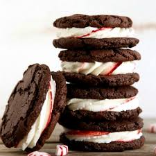 Chocolate brownies are possibly the perfect companion to ice cream. Christmas Ice Cream Desserts Pink Lover
