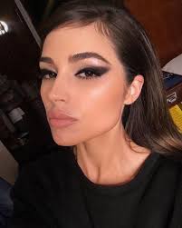 1000 Ideas Roughly Retro Eye Makeup On Pinterest Click Image To Review More Details This Is An Affiliate Li In 2020 Celebrity Makeup Gorgeous Makeup Hair Makeup
