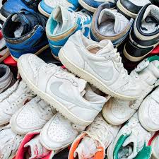 Image result for Maroon 1985 UMM