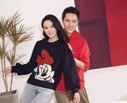 Hiện tại chủ đề triệu lệ dĩnh và phùng thiệu phong ly hôn đang đứng đầu hot search weibo. Gosjbtqtkmewwm