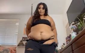 Clip: weight gain pants try on - ThisVid.com