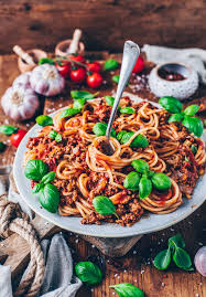 Vegane Spaghetti Bolognese Mit Sonnenblumenhack In 2020 Spaghetti Bolognese Original Bolognese Rezept Spaghetti Bolognese Rezept