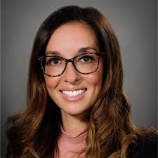 Stephanie Schiff's Instagram, Twitter & Facebook