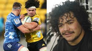 Outstanding second-half performance from Highlanders ends Hurricanes'  winning streak