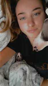 Eve Long (@evie2042)