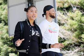 Latest on philadelphia 76ers shooting guard seth curry including news, stats, videos, highlights and more on espn. Stephen Curry Teilt Throwback Foto Mit Schwester Sydel Bruder Seth Die Auch Sportler Sind Beziehung