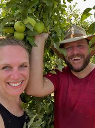 🍎🍏Hello hello LynOaken Friends! We have been working so hard this past  year, and we're beyond excited to let everyone know that Upick will be OPEN  this 2025 season! The business is