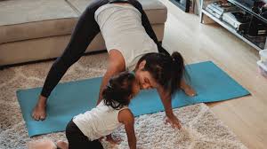 Use custom templates to tell the right story for your business. Yoga Fur Kinder Zuhause Beste Bildkarten Videos Fit Trotz Family