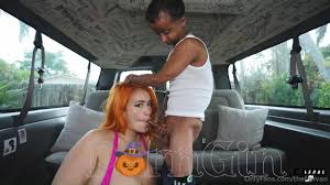 Fan Bus Nia And Babyalien Video Leaked | PornX