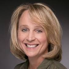 Karen Klump's Instagram, Twitter & Facebook