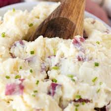 Steakhouse Style Garlic Mashed Potatoes Recipe Garlic Mashed Potatoes Mashed Potatoes Potato Side Dishes