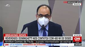O autor contou como foi o convite e o processo para o artista viver seu peru. Ry 4hxpsrubdim