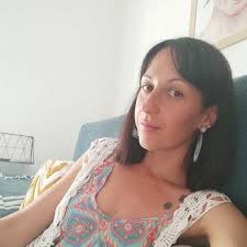 Ana (40)