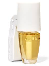 Amazon.Com: Bath Body Works Wallflowers Fragrance Refill Bulb Fresh Cut  Lilacs : Health & Household