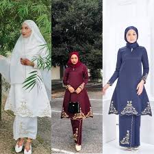 Namun jangan khawatir, karena model baju gamis saat ini sudah dibuat sesuai selera dan. Terbaik Baju Tunang