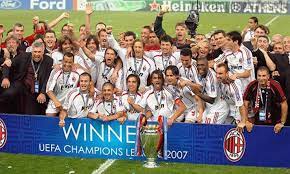Tom's guide is supported by its audience. Warum Der Ac Mailand Tragt In Jedem Wettbewerb Das Champions League Siegerabzeichen Nur Fussball
