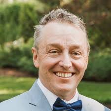 drmobley #gratefulheart #lifelonglearner #doctoratejourney #faithandfamily  #thankful #leadership #highereducation #godisgood #wedidit