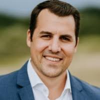 70+ "Dr Gavin" profiles