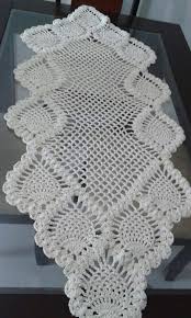 Caminho De Mesa Abacaxi Em Croche Com Grafico Caminho De Mesa Com Motivos Abacaxi Em 2020 Trilho De Mesa Caminho De Mesa De Croche Toalha De Mesa Croche