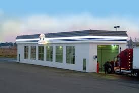 Lave auto est le leader de la vente de produits pour le lavage auto et moto, lustreur, polish le démoustiquant auto insect off élimine facilement les traces laissées par les insectes et fientes. Lave Camion Automatique