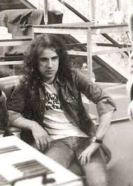 Him and rudolf schenker are the only two band members to appear on every album. Klaus Meine Scorpions 1972 Famous Singers Scorpions Band Rock And Roll