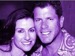 Dating a hottie can help the homeless