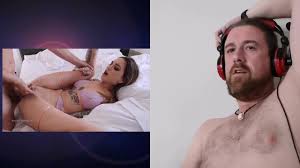 Massive Cumshot Porn Reaction