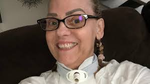 Lori Phelps's Instagram, Twitter & Facebook