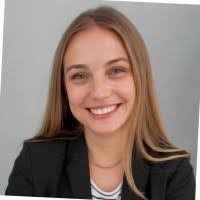 Cynthia Dellinger's Instagram, Twitter & Facebook