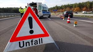 Vor gericht wird regelmäßig über umwege gestritten, die die kinder auf dem weg zur oder von der schule machen. Urteil Todlicher Autounfall Vor Schichtende Kein Arbeitsunfall