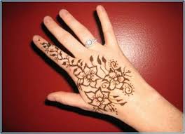 Kumpulan desain henna pengantin, for fun, tangan & kaki mahendi india langsung saja disini kita akan sajikan gambar henna, henna art, motif henna tangan sederhana, henna simple, henna kaki, henna pengantin. Contoh Gambar Henna Yg Mudah Ditiru Lengkap Kumpulan Gambar Wallpaper