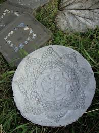 Gartendeko Aus Beton Selber Machen 28 Schone Ideen Concrete Diy Garden Concrete Decor Concrete Diy Projects