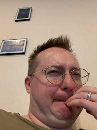 🪲Ben Bug🌻 (@benbug)