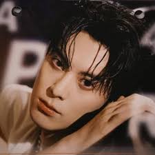 Look into my eyes and tell me you love me ❤️