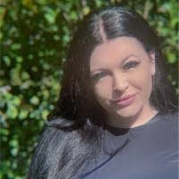 Kyla Davidson's Instagram, Twitter & Facebook