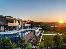 The main floor has a chef's kitchen, a. Most Expensive Lease In Us La Mansion For Rent For 1 5 Million Month