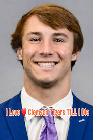 Clemson football player makes unbelievable 315-pound move