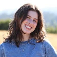 Marissa Graham's Instagram, Twitter & Facebook