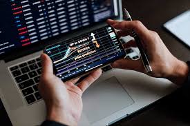 The second candlestick may not look evident because it has a minimal range. How To Read Cryptocurrency Charts Zipmex