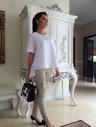 Seperti biasa koleksi baju raya pereka fesyen tempatan pasti menjadi tatapan wanita. Pin Di Allaboutfashion