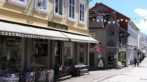 Gåavstand til sentrum, badestrender og sjøen. Sentrumsopplevelser I Grimstad Sandalsand Norge