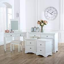 We did not find results for: Bedroom Furniture Set Newbury White Range Windsor Browne