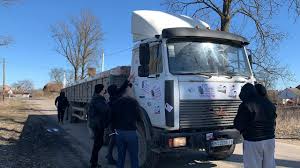 Людей цікавить не тільки суспільне життя цієї пари, але також і їх взаємини, і діти. Na Lvivshini Napali Na Vantazhivku Kompaniyi Kozaka I Medvedchuka Lvivskij Portal