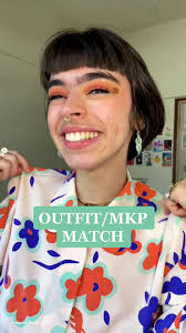 Le premier essai était un fail mais je suis contente du résultat final ! Je  réessayerai sûrement une prochaine fois de faire quelque chose comme ce que  j’avais en tête au début, je vais pas me laisser ...