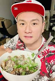 3 năm ngày giỗ Vân Quang Long, bạn thân làm cỗ cúng khiến mọi người nhìn mà  xúc động