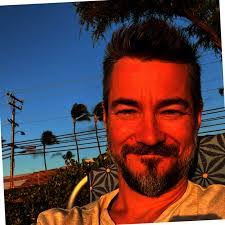 Charles Fondren's Instagram, Twitter & Facebook